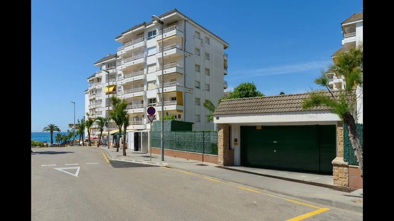 Romantico Piso De La Playa Fenals Daire Lloret de Mar
